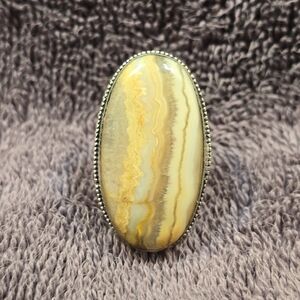 Vintage style, boho, Victorian style natural seam agate stone ring 6 1/2